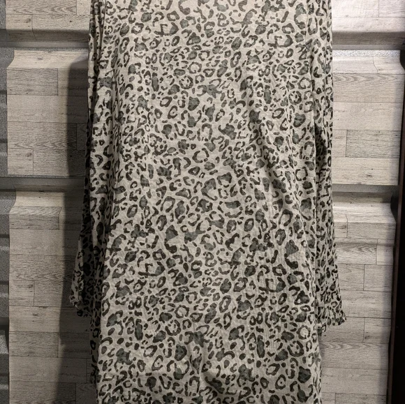 Catalina Black and White Animal Print Top - Picture 4 of 5